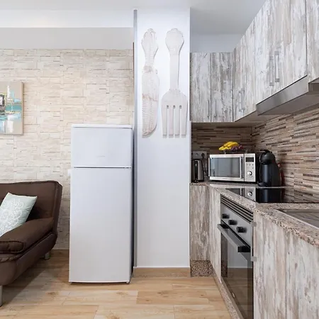Apartment Homeforguest Studio Westerling By Canteras *